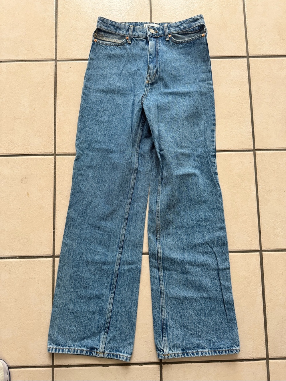 Mango Women's Wide-Leg Jeans in Light Blue Denim with Ripped detail